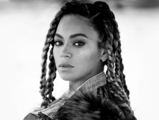 BeyoncÃ© Announces She's Pregnant with Twins â€“ See the Photo!