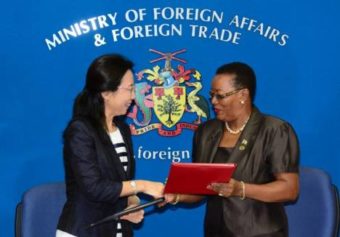 Barbados, China Waive Entry-Visa Requirement to Encourage Cross-Tourism Between Them