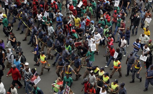 Thousands Protest South African President Zuma as Country's Credit Rating Downgraded to Junk