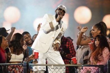 Mississippi Man Blames R. Kelly For Ruining His Marriage, Files Lawsuit Against Singer