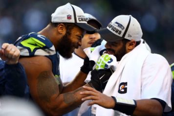 Seahawks' Michael Bennett Defends Russell Wilson Over 'Gossip,' 'Trash' Piece On QB and Team