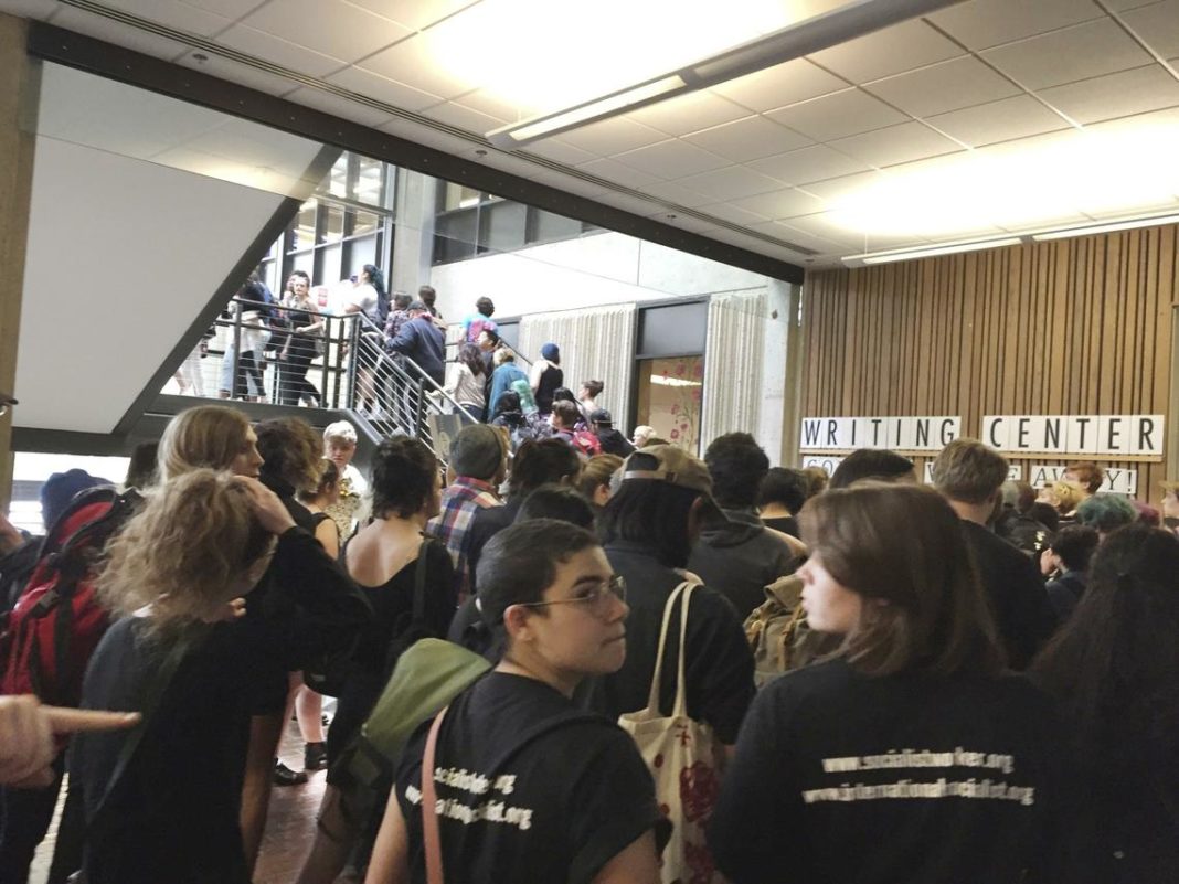 'Direct Threat' Closes Washington College Following Protests Over Event 'Direct Threat' Closes Washington College Following Protests Over Event