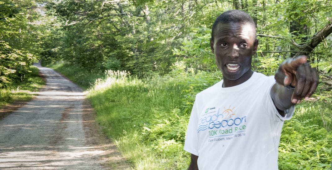 professional-runner-outruns-2-bears-while-training-in-the-woods