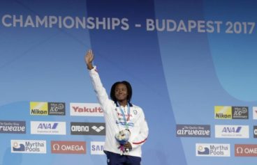 Simone Manuel Nips World-Record Holder to Claim Gold In 100 Meter Freestyle at World Championships