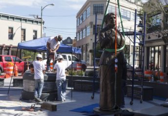 Black Woman Who WasÂ First Female Bank Founder Gets Bronze Statue In Richmond â€” Right Next to Confederate Heroes