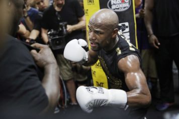 Sold Out or Not, Vegas Will Party During Mayweather-McGregor Bout