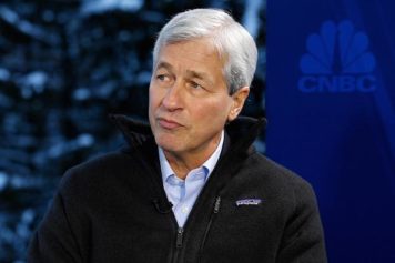 JPMorgan CEO Claims Bank Is Leading In Hiring Black Workers, But Numbers Tell Different Story