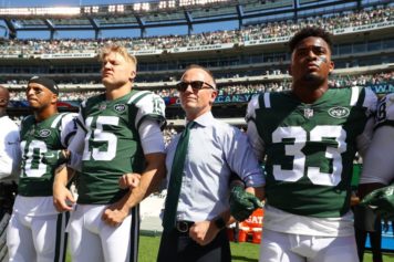 New York Jets Owner Plans to Fight Push to Make Make Standing for Anthem Mandatory