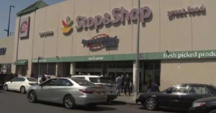 Homeless Man Killed By 'Stop n Shop' Employees for Allegedly Stealing Cake