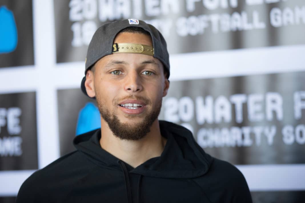 Steph Curry Raises More Than $21K for Slain Oakland, Calif. Woman Nia Wilson