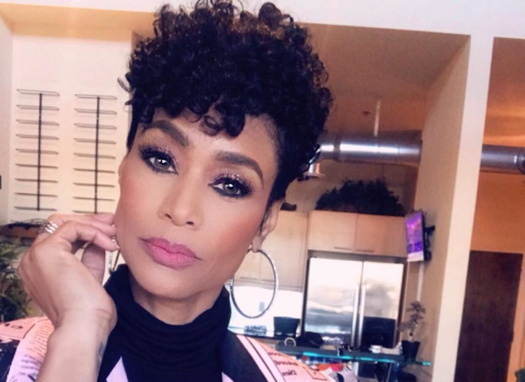 Tami Roman S Latest Style Switch Up Has Fans Wrapped Around