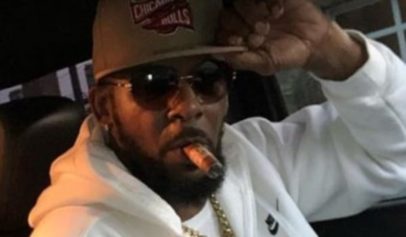 R. Kelly was accused by the Chicago Building and Zoning Department of using his music studio as a residence.