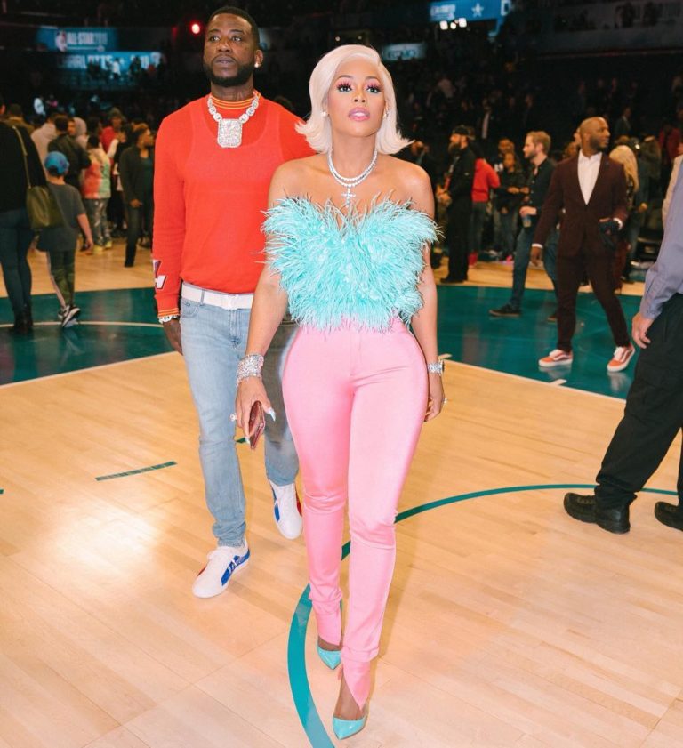 Some Fans Deem Keyshia Ka’Oir ‘Fashionista of the Century,’ While