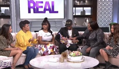 Fans went crazy after Remy Ma and Papoose introduced their new daughter on "The Real."