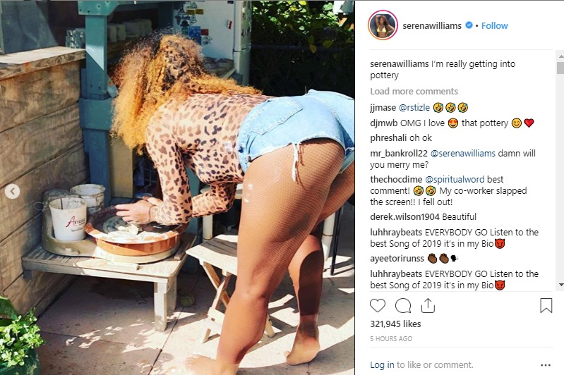 Fans lose it after Serena Williams shares a thirst trap photo.