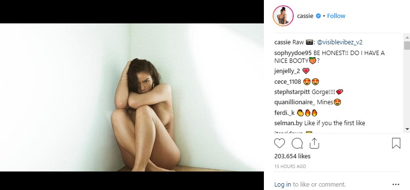 Cassie posted a nude photo of herself.