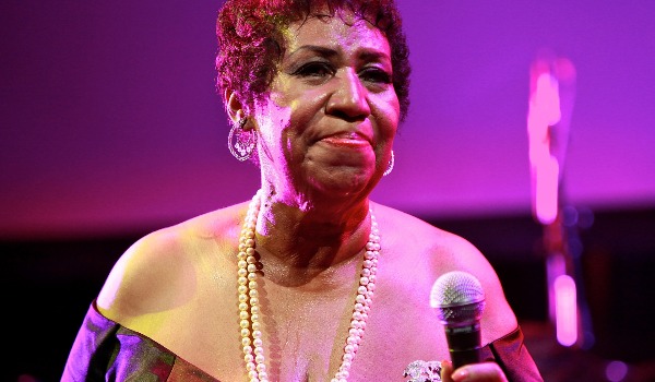 Aretha Franklin Reportedly Left $1M in Uncashed Checks at the Time of Her Death