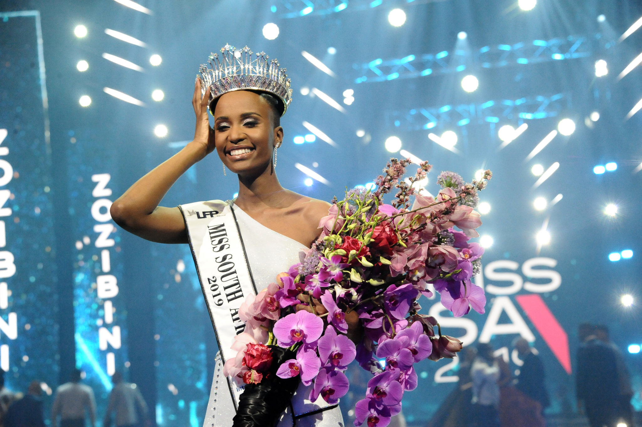 Miss South Africa Zozibini Tunzi Celebrates Natural African Beauty