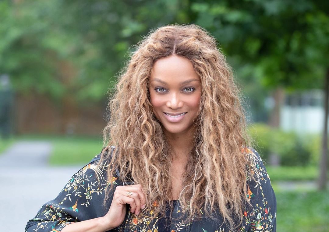 Tyra Banks Just Showed Her Real Hair Without Weave Or Wigs And Its  Beautiful