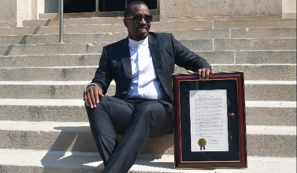 Diddy Receives Prestigious Community Service Award From Atlanta Mayorâ€™s Office