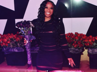 Donâ€™t Fall for It': Reginae Carter Fans Send Warning After She Is Surprised with Thousands of Roses for Her 21st Birthday