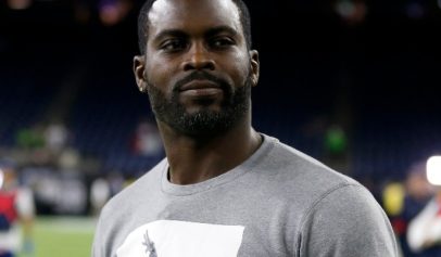 Stand With Michael Vick Petition Goes Around After His 'Racist Detractors' Don't Want Him to Be a Pro Bowl Captain