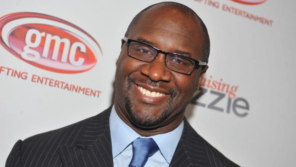Roger Bobb Movies And Tv Shows 60 Photos - Moonagedaydream.film