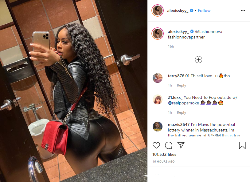Damm Thickness Alexis Skyy Flashes Her Cheeks And Leaves Fans Tongue. 