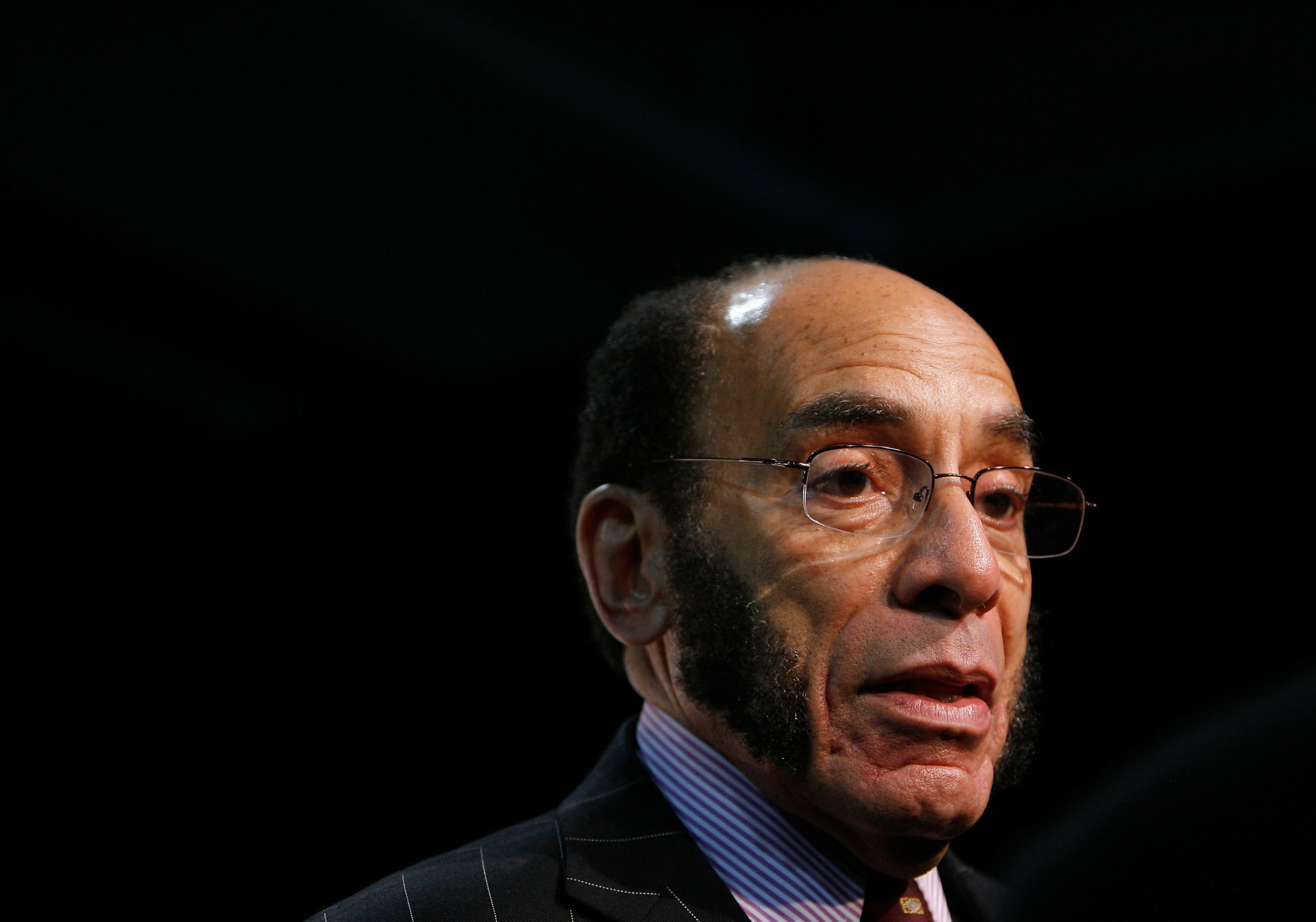 Black Enterprise Founder Earl Graves Sr. Dead At 85 After Battle with ...