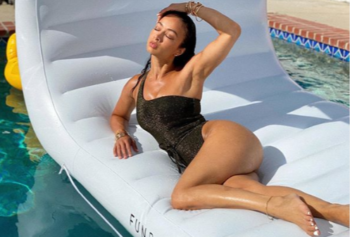Fresh Face and White Toes': Draya Michele's Pedicure Leaves Fans Gushing