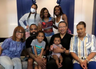 Kandi Burruss' Daughter Riley Burruss Practices Safety Precautions In Family Pic, Fans Crack Up