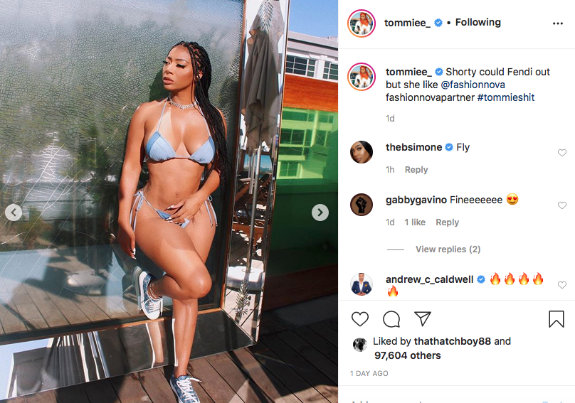 Tommie Lees Bikini Pic Has Fans Swooning You Need To Relax 1569