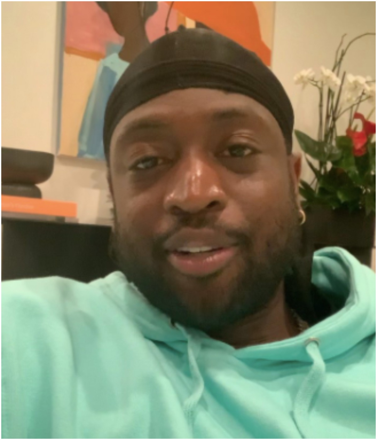 'Boy Looking Like Simon Phoenix': Dwyane Wade's Neon Green Hairstyle Goes Viral After Someone Crops Serena Williams in Photo - Vimarsana News