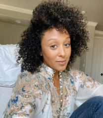 Tamera Mowry-Housley Shows Fans She's Still Got It, Recreates Famous 'Sister, Sister' Moment