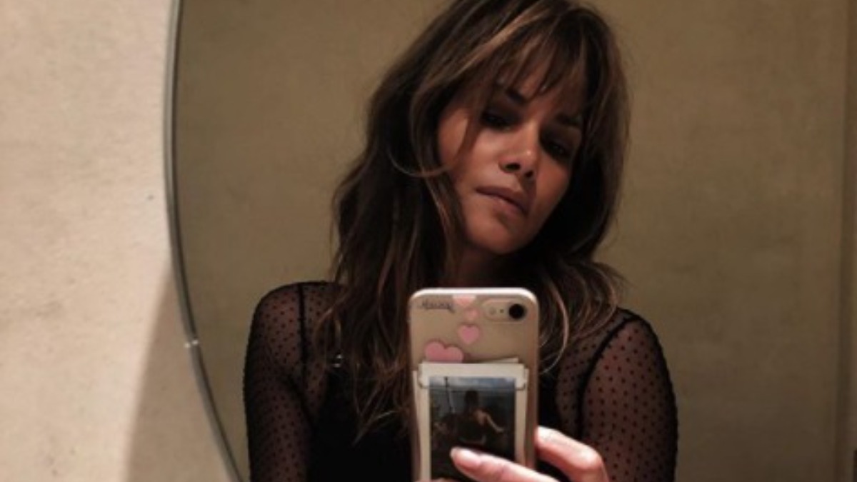 You Won The Internet Today With This Clap Back Fans Applaud Halle Berrys Classy Response