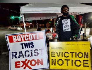 Atlanta Man Mounts Boycott of Local Gas Station Following Employee's Racist Remark Owner Capitulates, Agrees to Sell Business to Black Owner