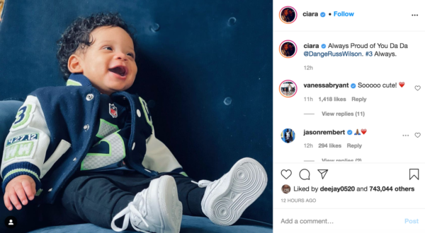 ciara-and-kids-cheer-on-russell-wilson-from-home-go-daddy