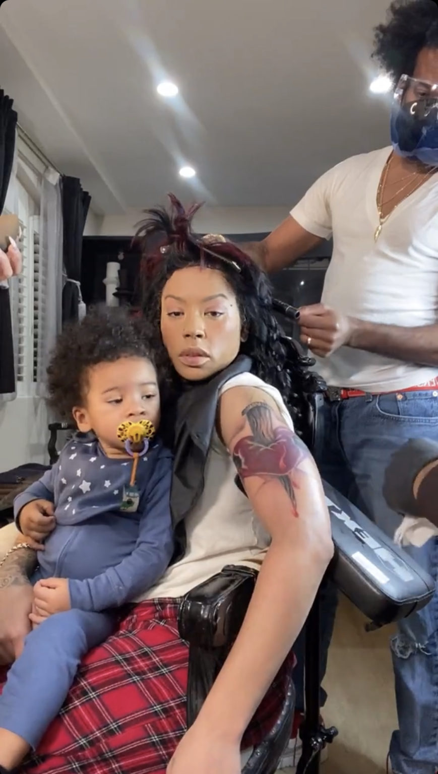 ‘That Tattoo Couldn’t Wait?’: Keyshia Cole Shows Her Getting a Tattoo