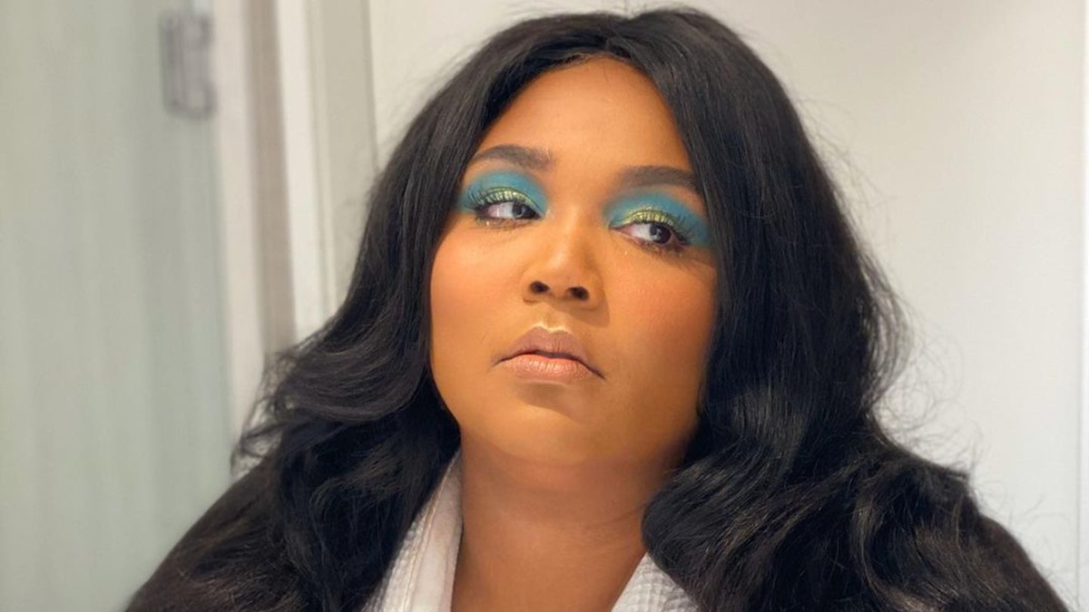 Lizzo Blasts Critics Who Say Big Women Are Unhealthy: 'What If This Is Just  My Body?