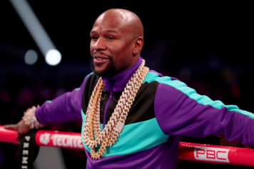He Doing This Because He Is a Grandfather': Fans React to Floyd Mayweather's New Hairline