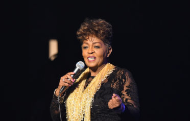 They Donâ€™t Pay Me Anyway': Anita Baker Asks Fans to Not Buy or Stream Her Music