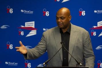 Charles Barkley speaks at the podium prior to his sculpture being unveiled at the Philadelphia 76ers training facility on September 13, 2019 in Camden, New Jersey. (Photo by Mitchell Leff/Getty Images)
