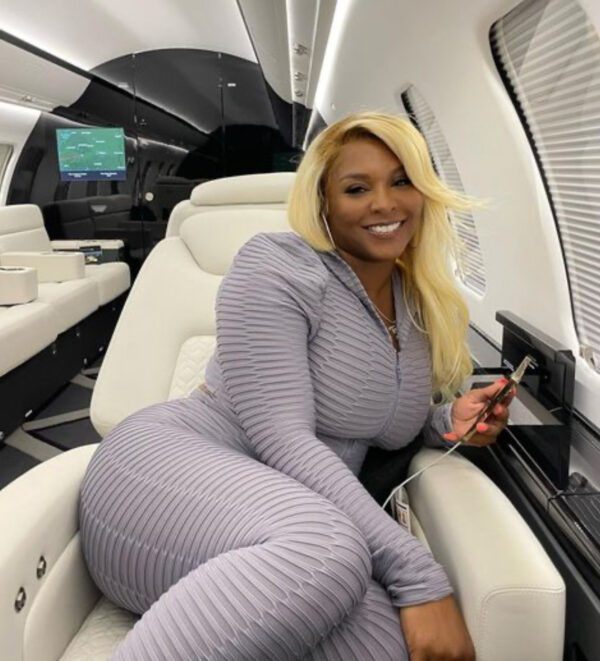 Torrei Hart Thanks Her ?Baby Fava? Kevin Hart for Putting Her on a Private Jet: ?Riches Look Good on You??