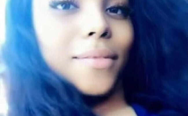 Within 50 Seconds of Police Arriving, This Officer Punching This Young Lady?: Parents of Illinois 19-Year-Old Killed By Police After Restaurant Dispute File Wrongful-Death Lawsuit