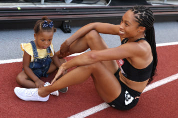 â€˜She Really Showing Nike Upâ€™: Allyson Felix Joins Forces with Athleta and Womenâ€™s Sports Foundation to Give Mom Athletes $10K Grants for Child Care