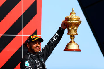 Formula 1 Racing Driver Lewis Hamilton Slammed With Racist Attacks After Winning His Eighth British Grand Prix, Facebook and Twitter Forced to Respond