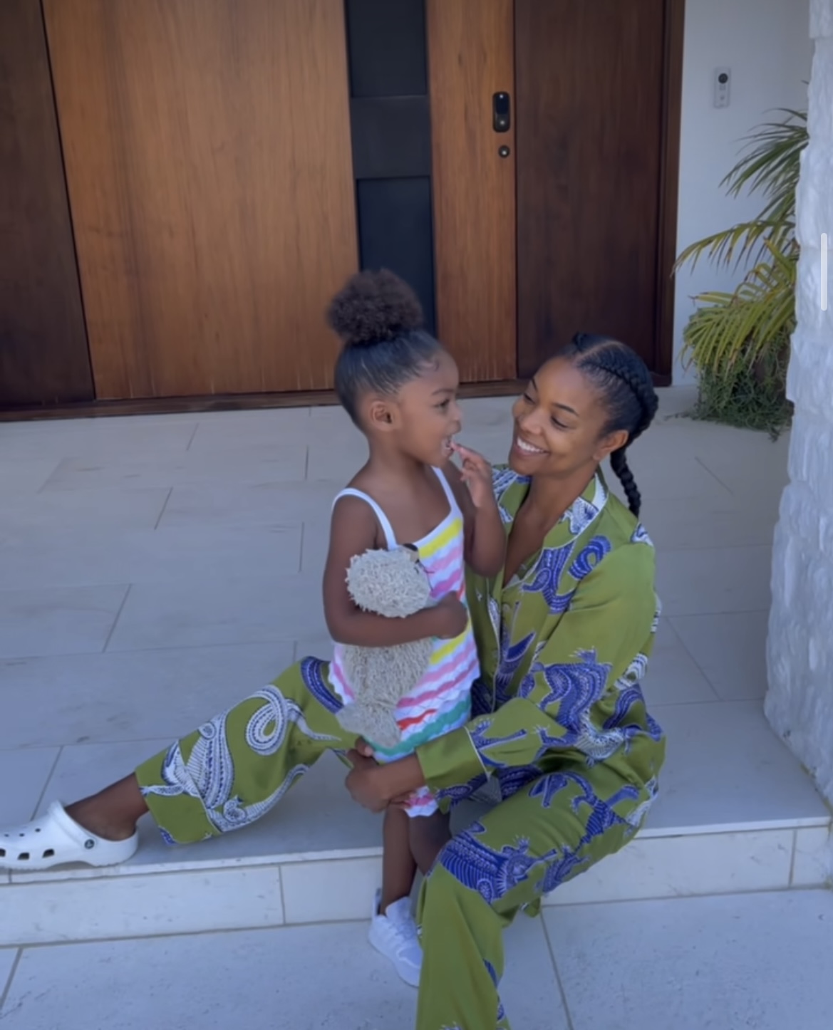 I Want Her To Be Free Of Eurocentric Beauty Ideals Gabrielle Union Opens Up About Teaching Her Daughter Kaavia James The Importance Of Self Love