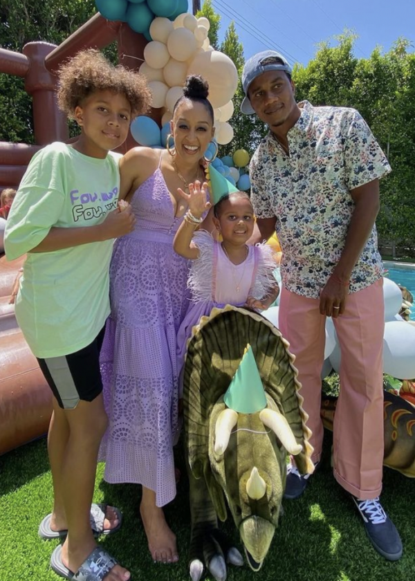 Cory Facial Expressions Take Me Out Every Time': Tia Mowry?s Vacation Video Goes Left After Fans Zoom In on Cory Hardrict?s Reactions