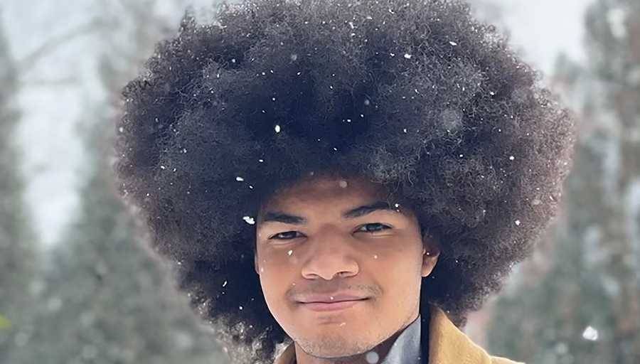 'I Didn't Want to Just Cut It Off and Drop It on the Floor': Alabama Teen Cuts Off 19-Inch Afro to Donate Money for Cancer Research - Vimarsana News