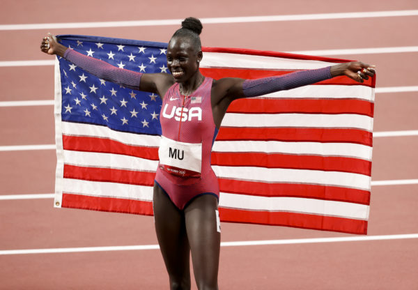 Athing Mu (USA) wins the women's 800m in a meet-record 1:55.04